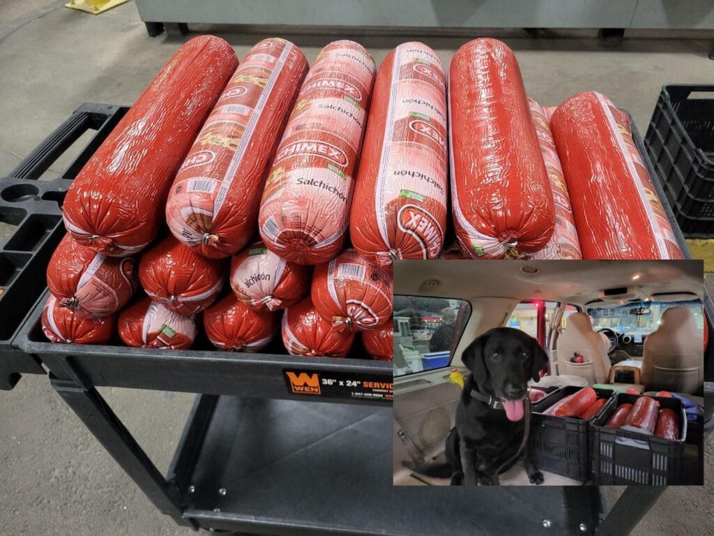 El hallazgo fue realizado por un agente canino durante una inspección en la madrugada; el producto está restringido por razones sanitarias
