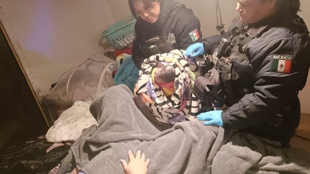 El nacimiento ocurrió esta madrugada; madre e hija fueron trasladadas al hospital