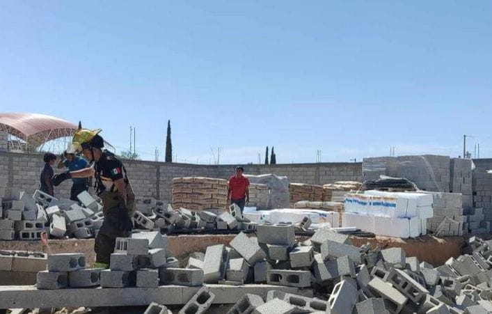 Las víctimas eran obreros de la construcción; equipos de emergencia realizaron labores de rescate